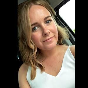 Meet your Posher, Esther